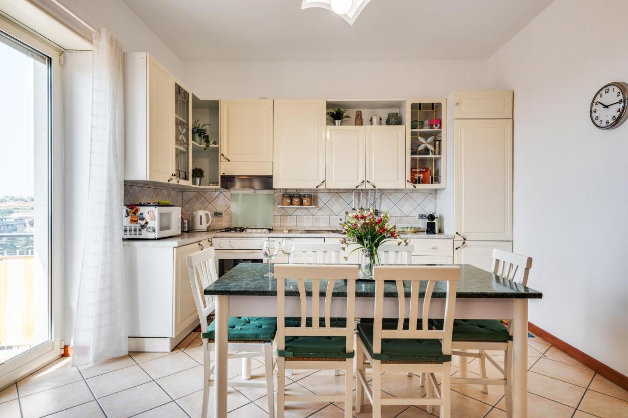 Roomy And Bright Apartment With Balconies X6 Catania Exteriör bild