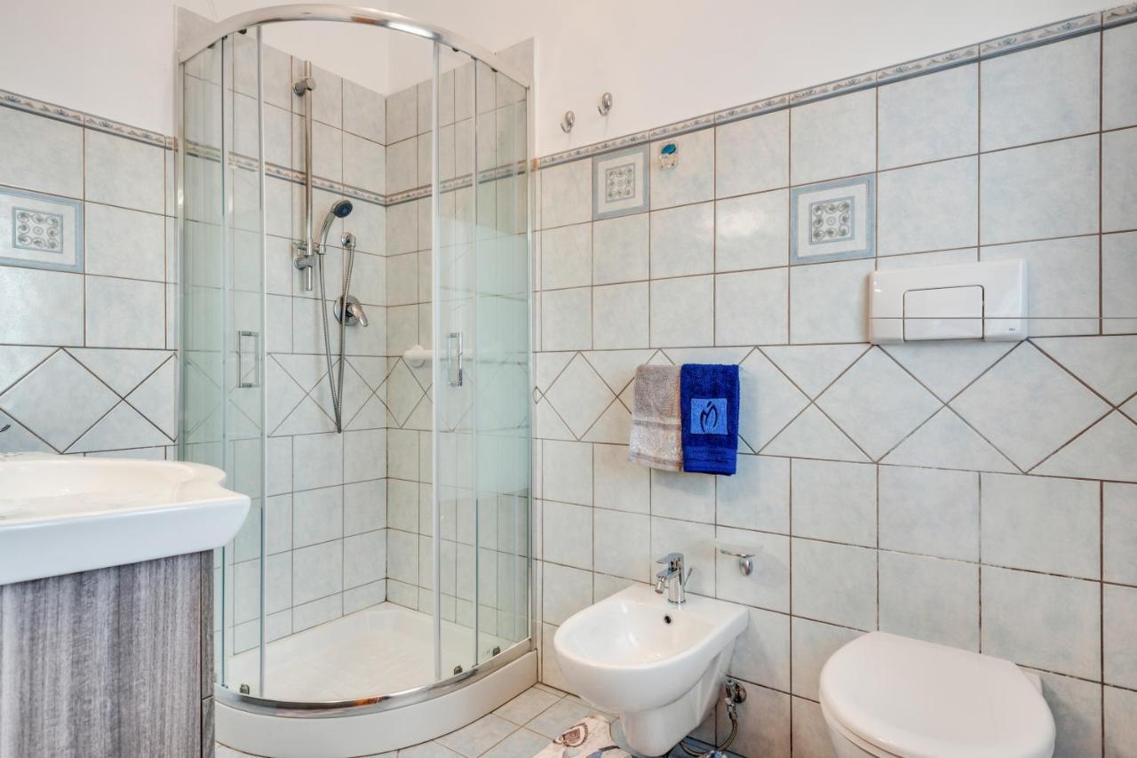 Roomy And Bright Apartment With Balconies X6 Catania Exteriör bild